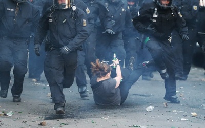 59 policjantów rannych podczas zajść 1 maja w Berlinie
