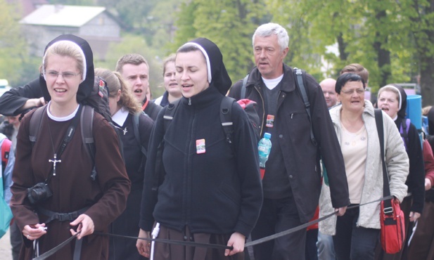 Pielgrzymka w Przytkowicach