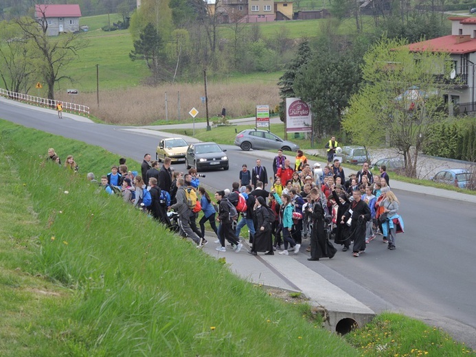 Na trasie 2. dnia - Łagiewniki 2016