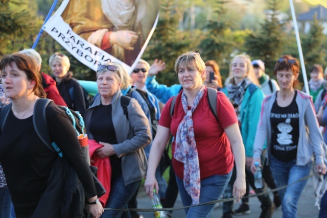 Królewskie powitanie pielgrzymów w Nidku