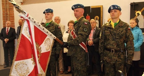 Śmierć wrogom czy miłość nieprzyjaciołom?