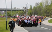 IV pielgrzymka z Hałcnowa dotarła do Łagiewnik - część pierwsza