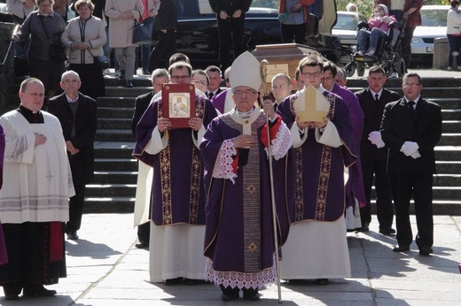 Msza żałobna w intencji śp. abp. Gocłowskiego