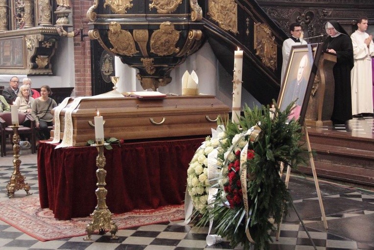 Modlitwa konsekrowanych za śp. abp. Tadeusza