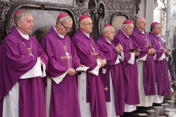 Msza św. i pogrzeb śp. abp. Tadeusza Gocłowskiego