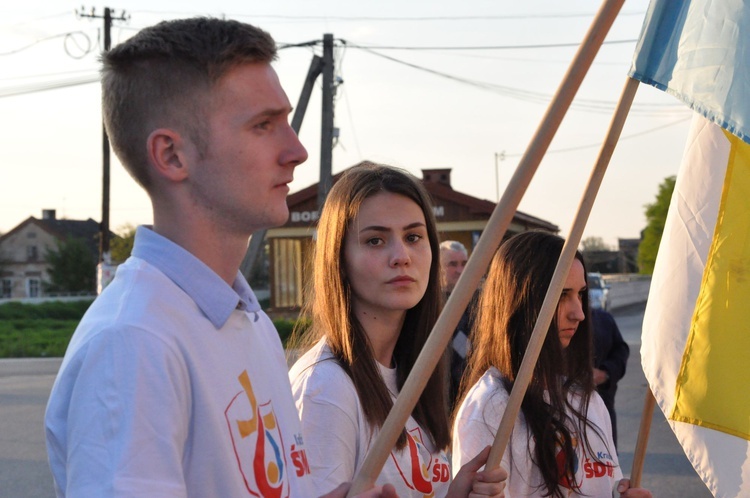 Znaki ŚDM w Borzęcinie