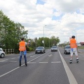 Pielgrzymka na rolkach i hulajnogach do Tychów - cz. II