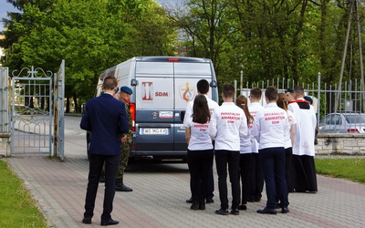 Symbole ŚDM w Dąbrowie Tarnowskiej