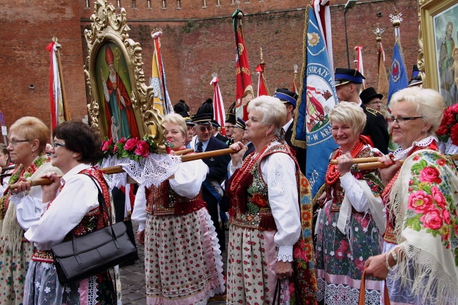 Procesja z Wawelu na Skałkę 2016