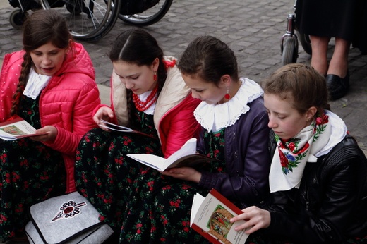 Procesja z Wawelu na Skałkę 2016