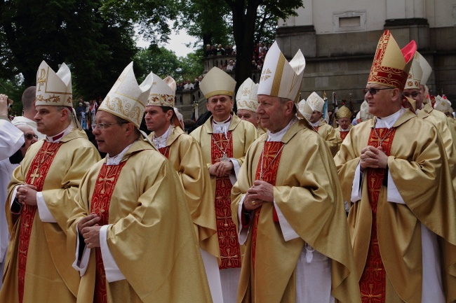 Procesja z Wawelu na Skałkę 2016