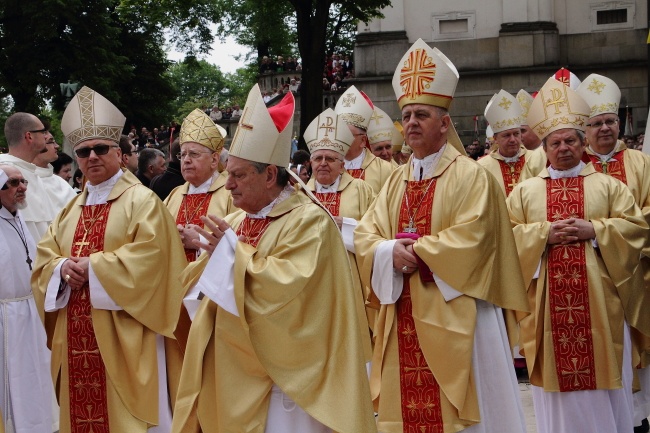 Procesja z Wawelu na Skałkę 2016