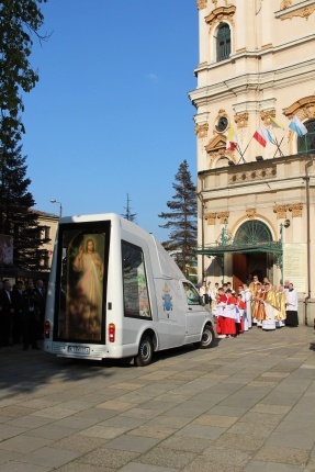 Znaki Bożego Miłosierdzia w Białej