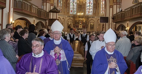 Pożegnanie śp. ks. Mielcarzewicza