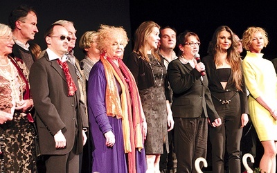 Po premierze „Marzenia”, która odbyła się w Myślenicach, aktorzy byli długo oklaskiwani przez widzów.
