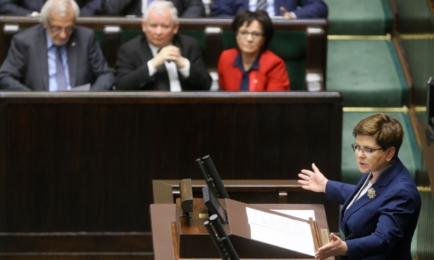 Szydło: 340 mld złotych strat po rządach PO-PSL