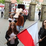 Symbole ŚDM w Szczurowej