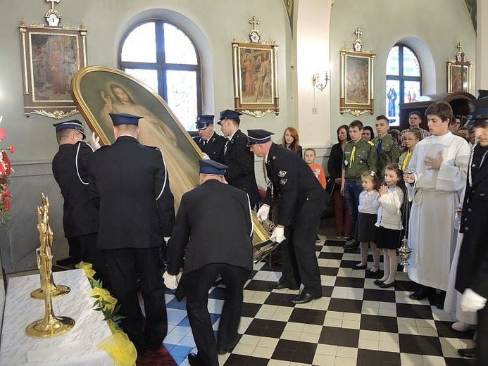 Znaki Bożego Miłosierdzia w Chybiu