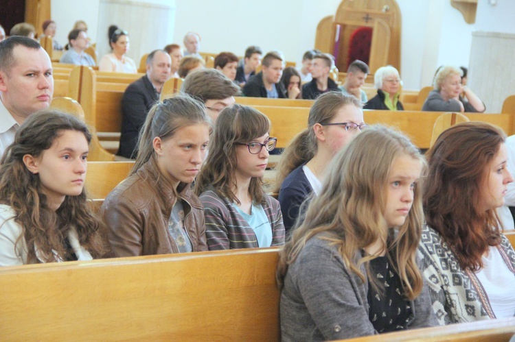 Symbole ŚDM w kościele bł. Karoliny w Tarnowie