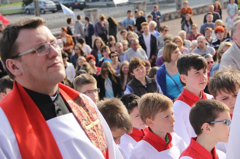 Symbole ŚDM w kościele bł. Karoliny w Tarnowie