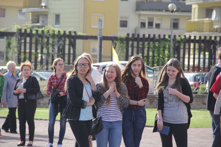 Symbole ŚDM w kościele bł. Karoliny w Tarnowie