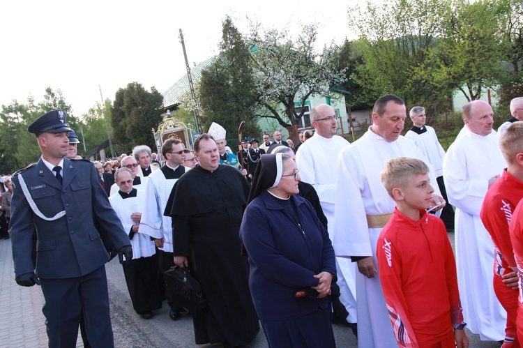 Maryjna procesja w Ptaszkowej