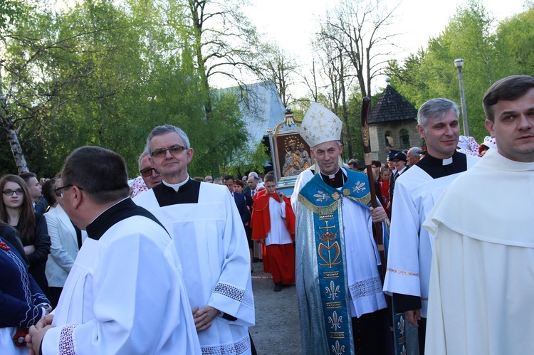 Maryjna procesja w Ptaszkowej