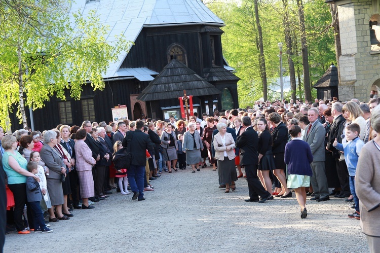 Maryjna procesja w Ptaszkowej