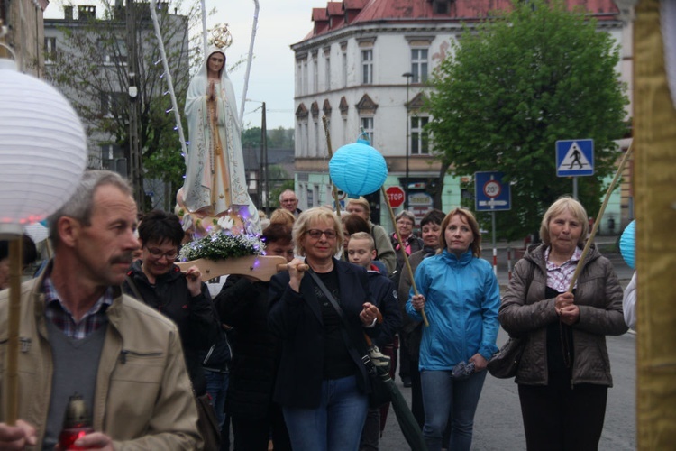 Procesja różańcowa ulicami Baborowa