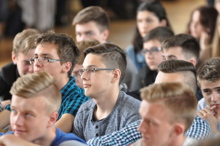 Znaki ŚDM w IV LO w Tarnowie