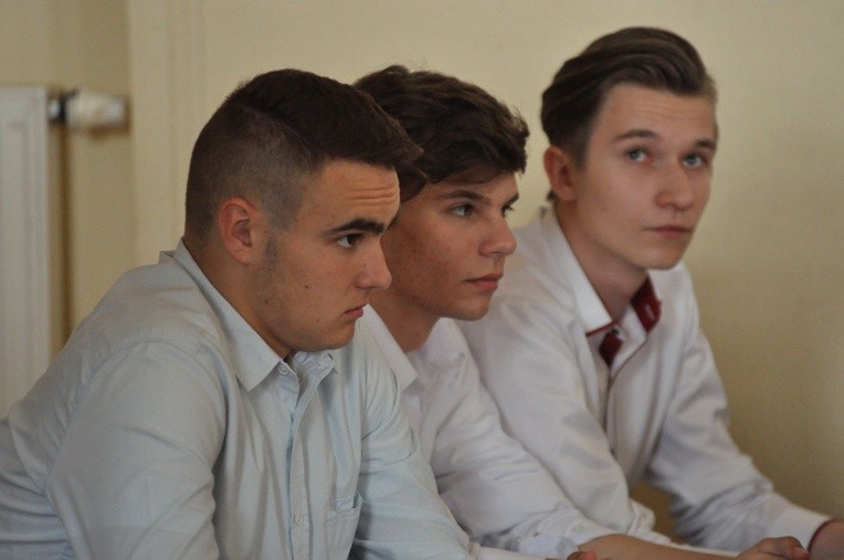 Znaki ŚDM w IV LO w Tarnowie