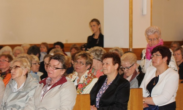 Do sanktuarium w Mąkolicach przybyły kobiety z diecezji łowickiej