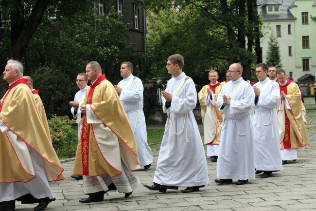 Święcenia kapłańskie w gliwickiej katedrze