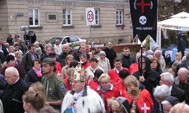 Broniła przed zarazą i bolszewikami