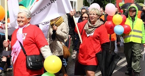 Parasol nad życiem i rodziną
