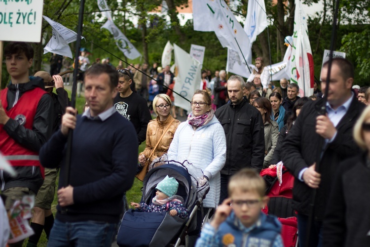 Marsz dla Życia i Rodziny w Olsztynie