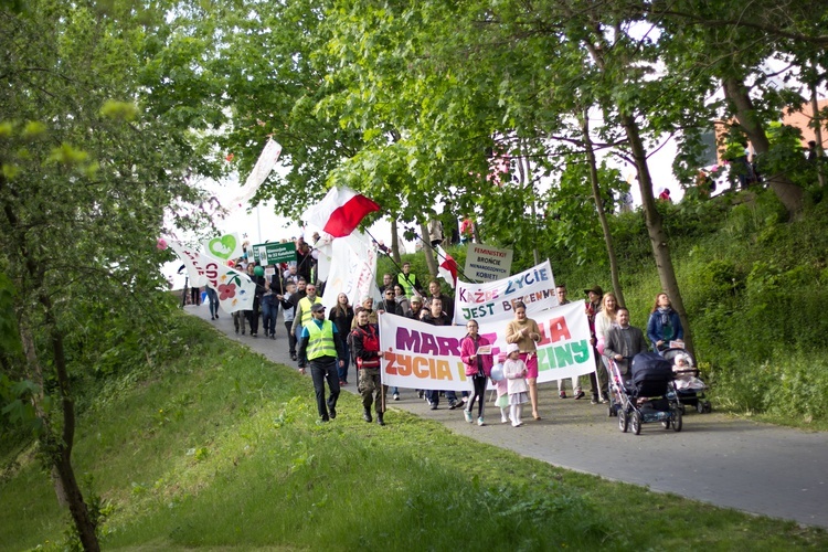 Marsz dla Życia i Rodziny w Olsztynie