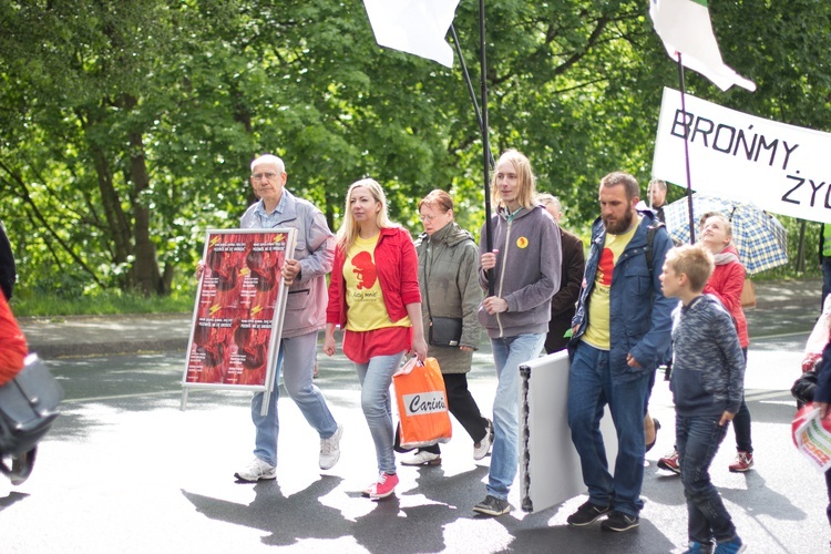 Marsz dla Życia i Rodziny w Olsztynie