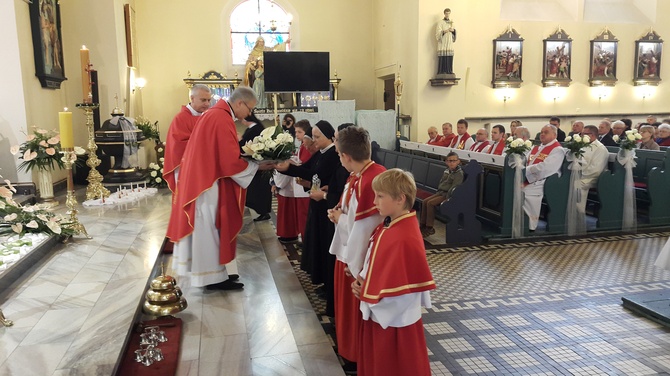 Brzezie, 80-lecie śmierci sługi Bożej s. M. Dulcissimy - Eucharystia