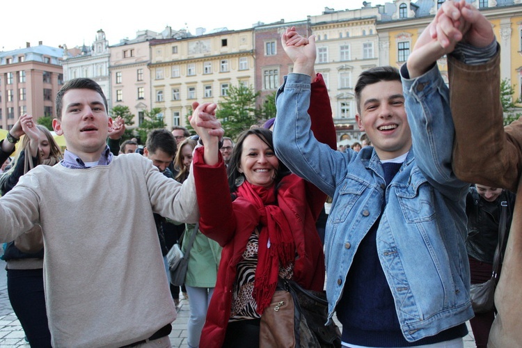 Tańce lednickie na krakowskim Rynku 