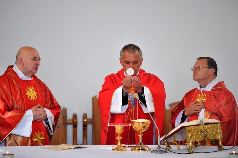 Jubileusz 25-lecia kapłaństwa ks. Mariusza Dziuby