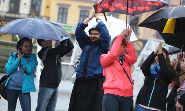 A publiczność chwaliła Pana również w deszczu!