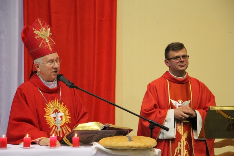 Wigilia Zesłania Ducha Świętego w Rawie Mazowieckiej