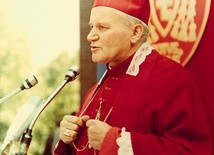 Kardynał Karol Wojtyła na pielgrzymce męskiej w Piekarach w 1977 r.