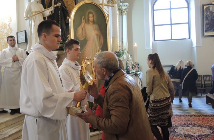 Znaki Miłosierdzia w Skoczowie u śś. Apostołów Piotra i Pawła