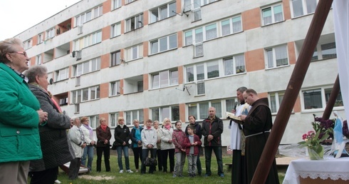 Litania między blokami