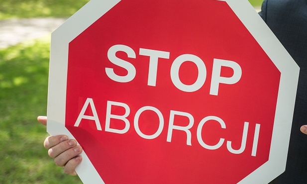 Stanowcze nie dla praktyk aborcyjnych