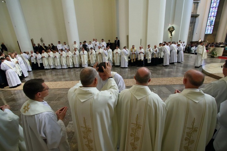 Święcenia kapłańskie, cz. II