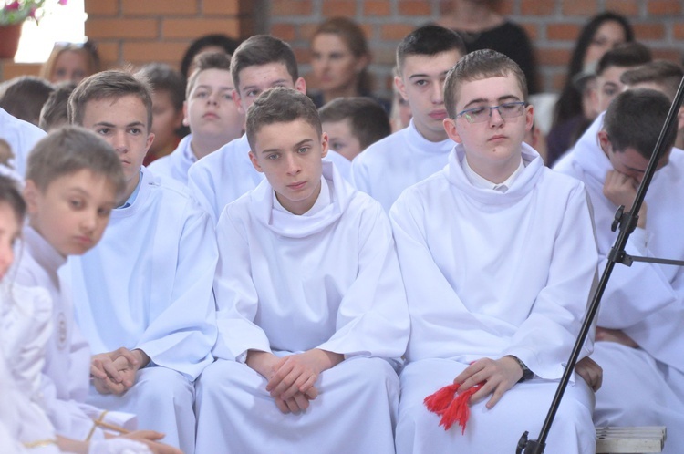 Kamień węgielny w kościele św. Jana Pawła II w Nowym Sączu