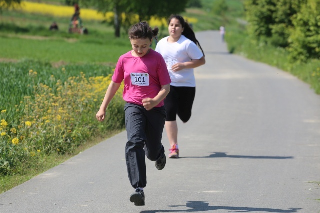 Bieg im. św. Jana Pawła II w Pietrzykowicach